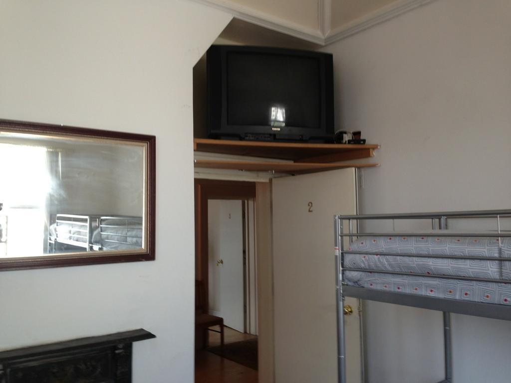 Brownlows Inn Guest House Formerly The King Harry Accommodation Liverpool Oda fotoğraf
